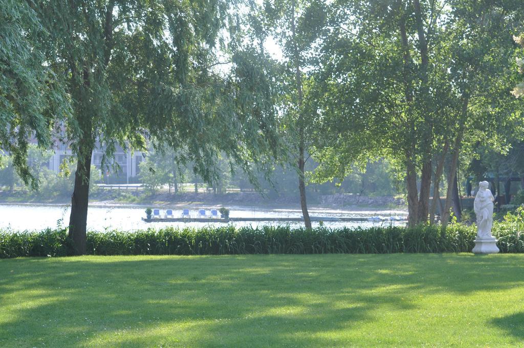 Hotel Chateau Vaudreuil Zewnętrze zdjęcie